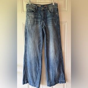 PILCRO Woman’s Relaxed Distressed Blue Denim Jeans